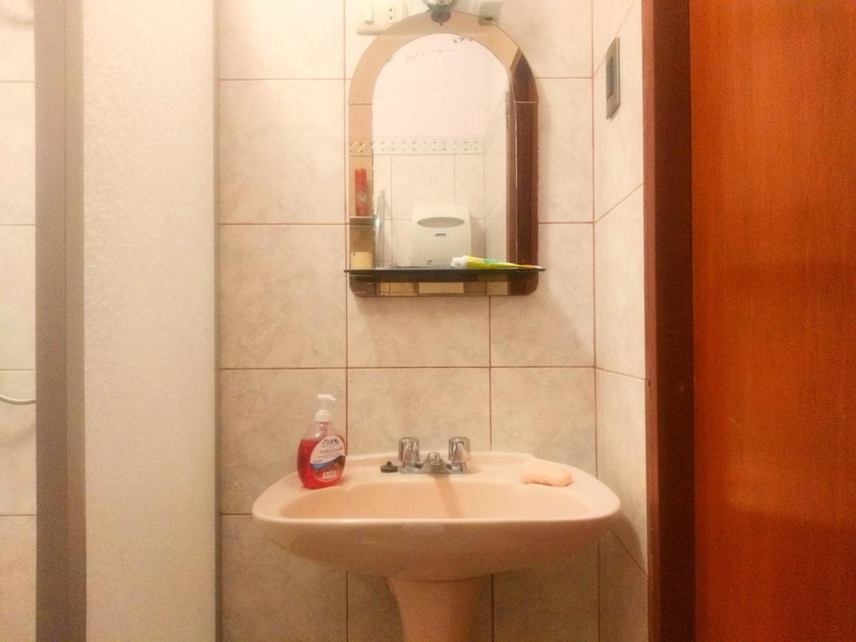 Хостел Lima Backpackers Экстерьер фото